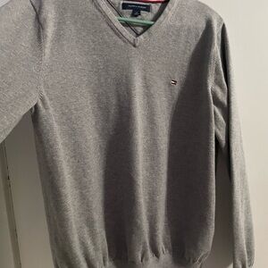Tommy Hilfiger Men's Gray Sweater in size large